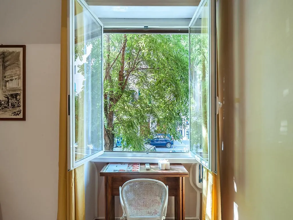 Apartment Piazza Tuscolo Hotel Rome Italy
